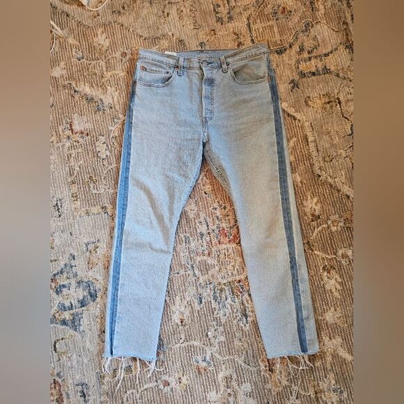 Levi's Big E 501 jeans, like new! Buttonfly,  sz 32 with 28" inseam - Picture 6 of 11